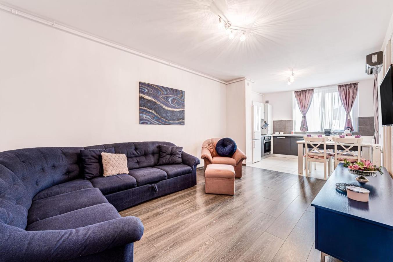 Ari Rose Apartment With Cozy Balcony Арад Екстер'єр фото